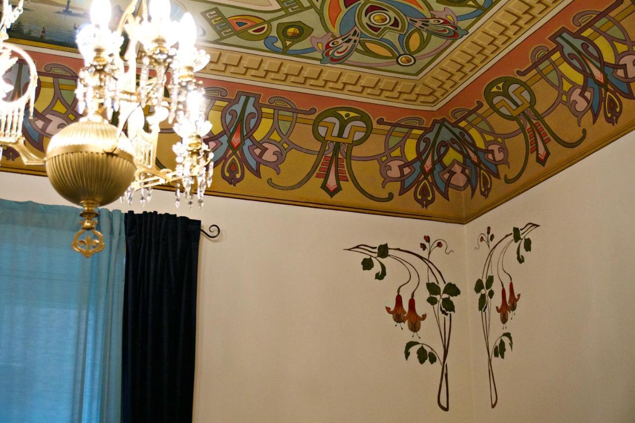 Domus Aurea Panzió Montalbano Elicona Kültér fotó
